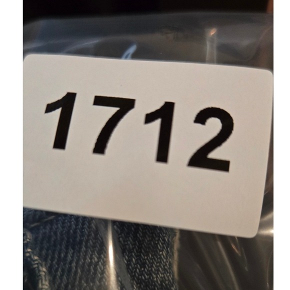 Lucky Brand Zoe High Rise Crop Straight 8/29 Jeans NWT Decorative Studs - Picture 13 of 13